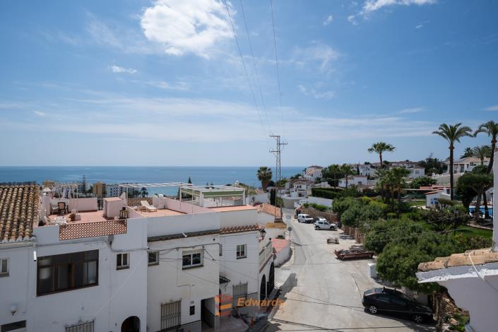 Image No.22-4 Bed House for sale