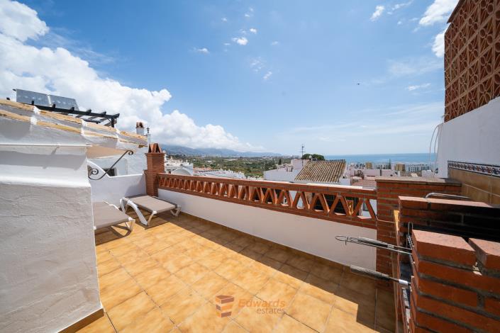 Image No.23-4 Bed House for sale