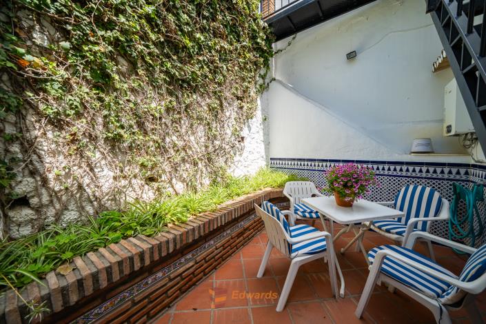 Image No.29-4 Bed House for sale