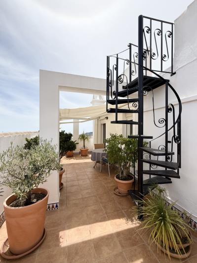 Image No.2-3 Bed Penthouse for sale