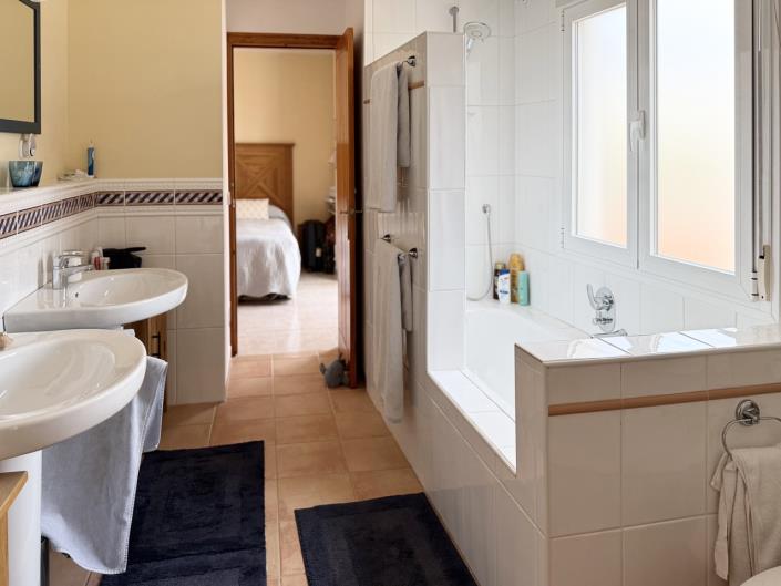 Image No.39-3 Bed Penthouse for sale