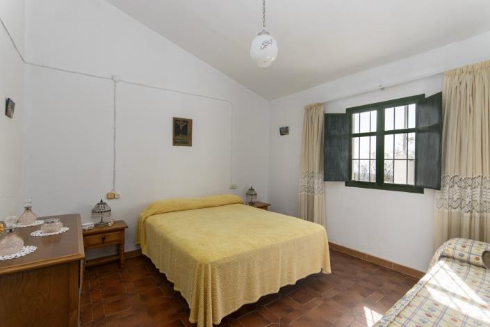 Image No.5-2 Bed Cortijo for sale