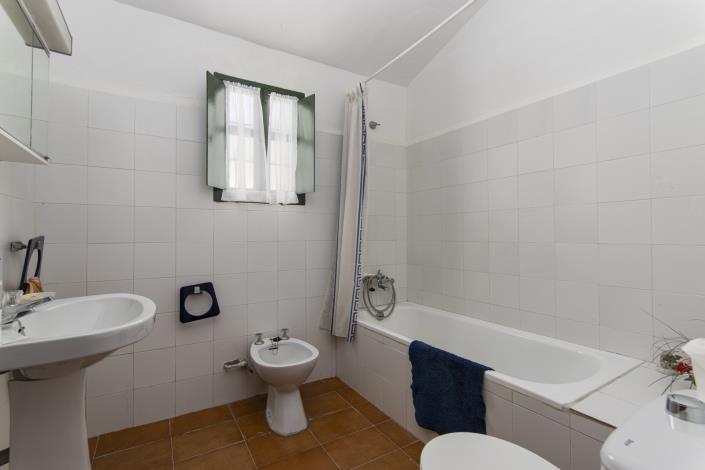 Image No.8-2 Bed Cortijo for sale