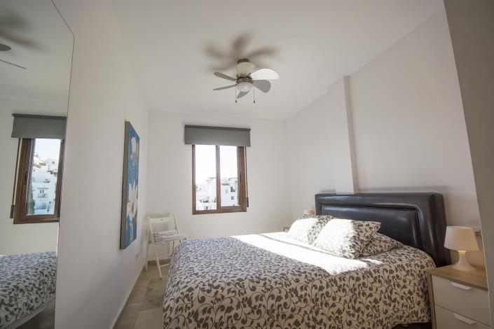 Image No.18-3 Bed Apartment for sale