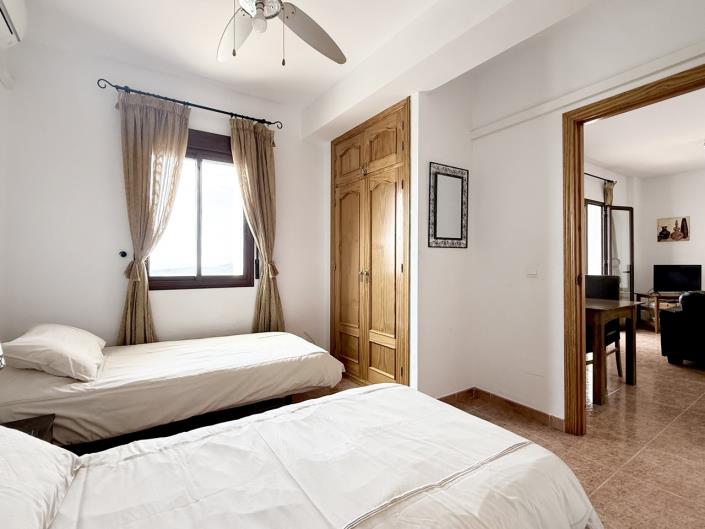 Image No.30-2 Bed Apartment for sale