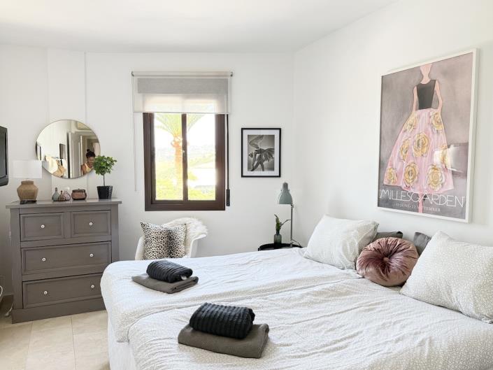 Image No.19-2 Bed Apartment for sale
