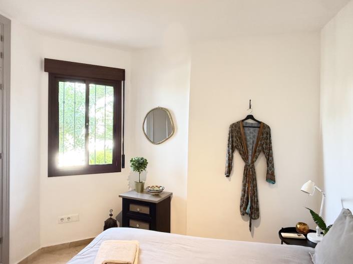 Image No.28-2 Bed Apartment for sale