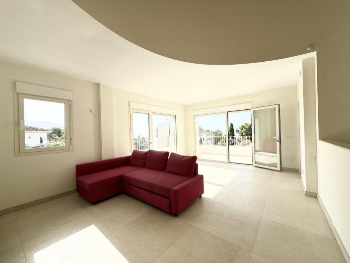 Image No.31-3 Bed Chalet for sale