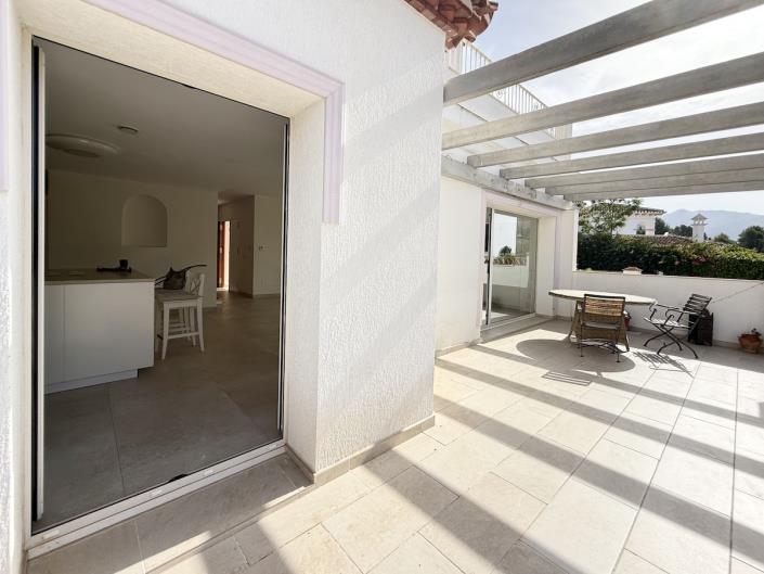 Image No.49-3 Bed Chalet for sale