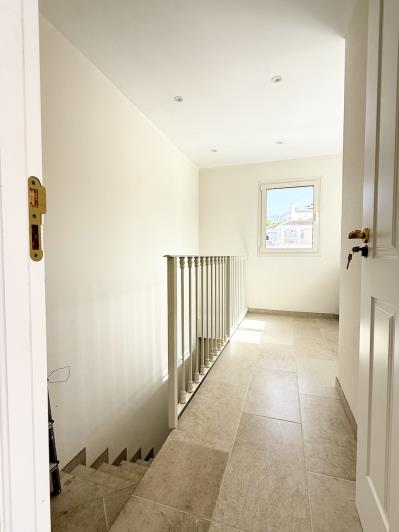 Image No.50-3 Bed Chalet for sale