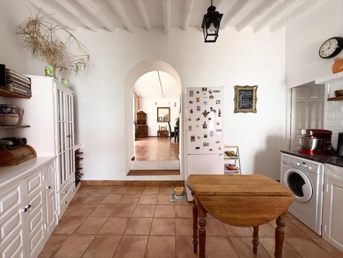 Image No.17-2 Bed Country House for sale