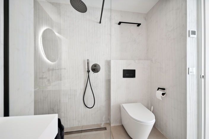 Image No.30-3 Bed Property for sale