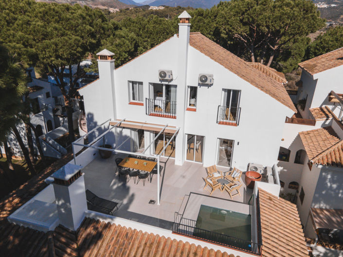 Image No.47-3 Bed Property for sale