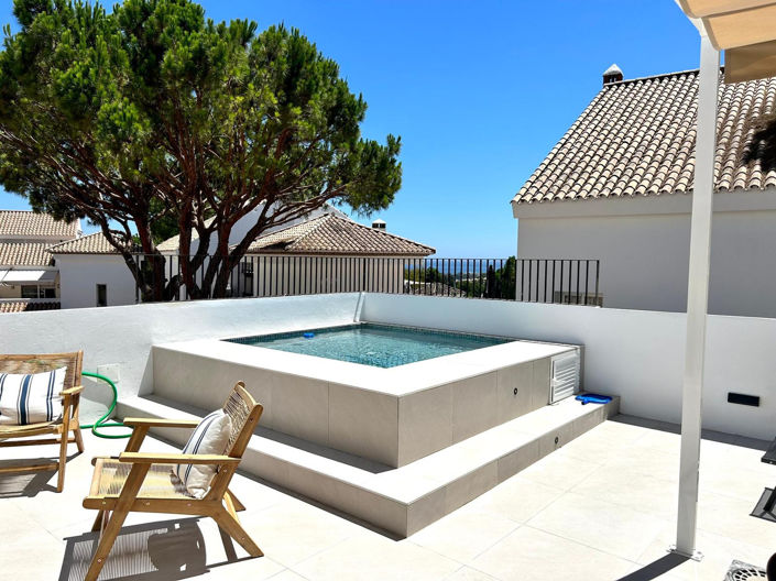 Image No.7-3 Bed Property for sale