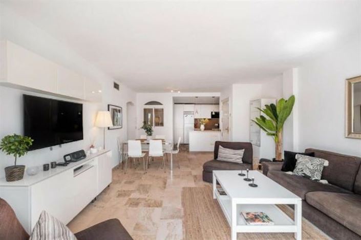 Image No.11-3 Bed Apartment for sale