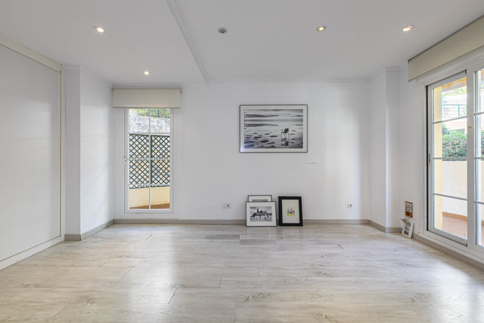 Image No.4-3 Bed Duplex for sale