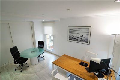 b98le8d7m9k3degpefzhs0lif8u4xzvzhwxtmggyekxx9