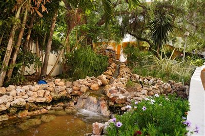 b98le8d7m9k3degpefzhs0lif8u4xzvzhwxtmggyekxx9