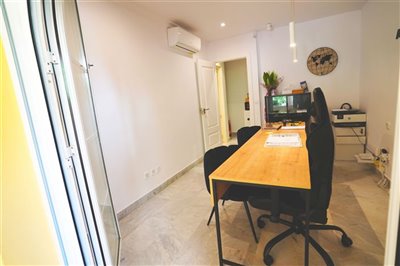 b98le8d7m9k3degpefzhs0lif8u4xzvzhwxtmggyekxx9