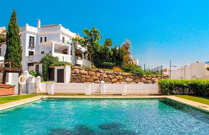 Image No.13-4 Bed House for sale