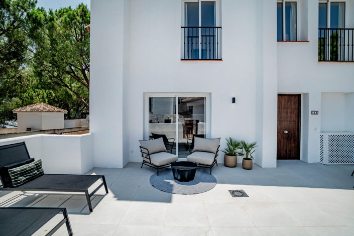 Image No.5-4 Bed Property for sale