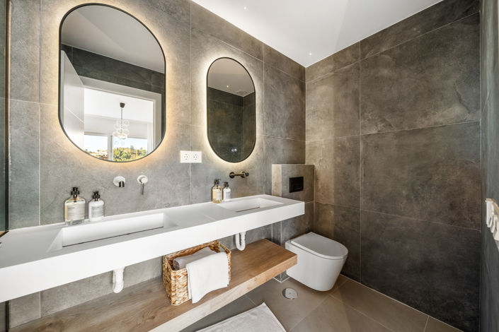 Image No.14-3 Bed Apartment for sale