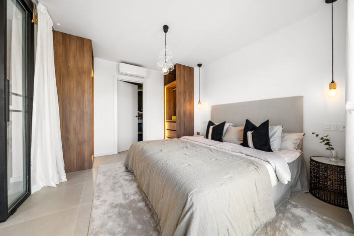 Image No.17-3 Bed Apartment for sale