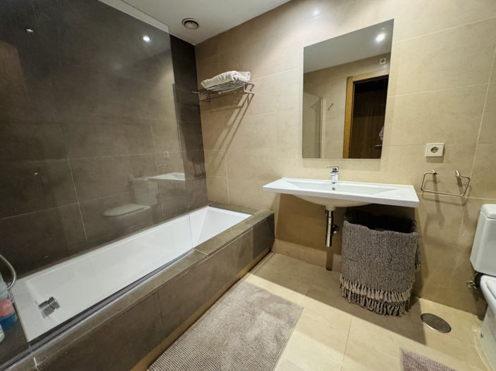 Image No.11-Appartement de 2 chambres à vendre à Estepona