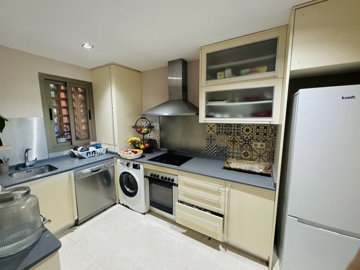 b98le8d7m9k3degpefzhs0lif8u4xzvzhwxtmggyekxx9