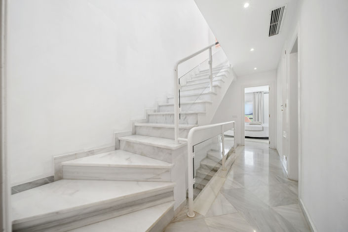 Image No.43-3 Bed Townhouse for sale