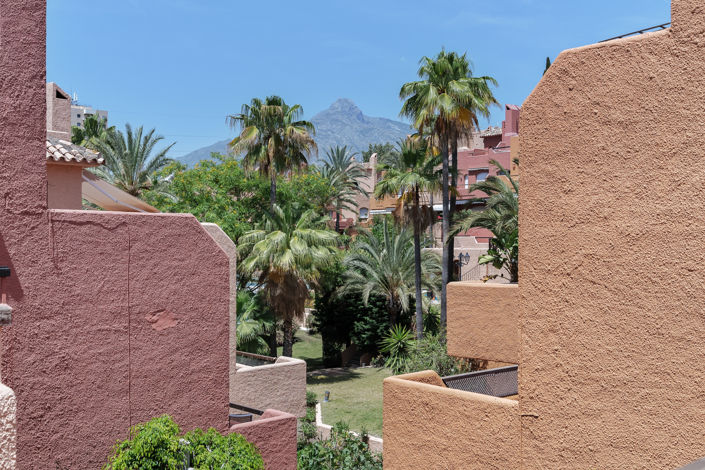 Image No.47-3 Bed Townhouse for sale