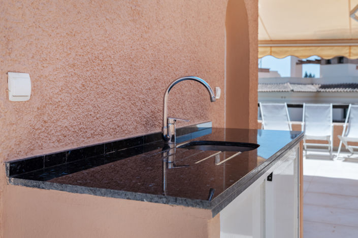 Image No.48-3 Bed Townhouse for sale