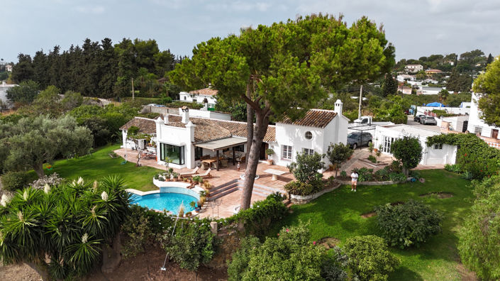 Image No.1-Villa de 4 chambres à vendre à San Pedro de Alcantara