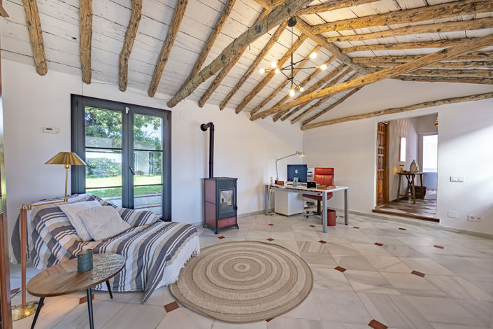 Image No.12-4 Bed Villa for sale