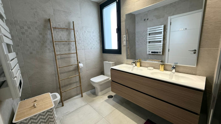 Image No.8-Propriété de 2 chambres à vendre à Estepona