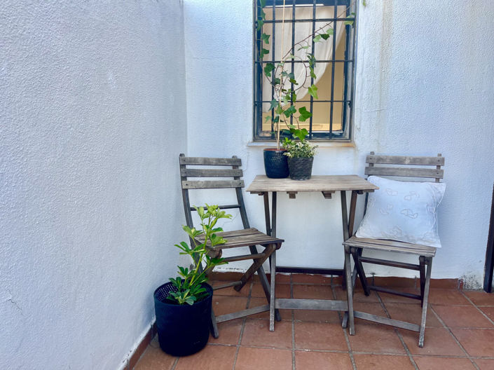 Image No.23-2 Bed Townhouse for sale