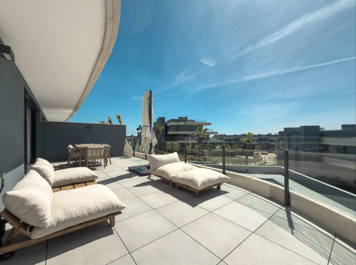 Image No.1-3 Bed Apartment for sale