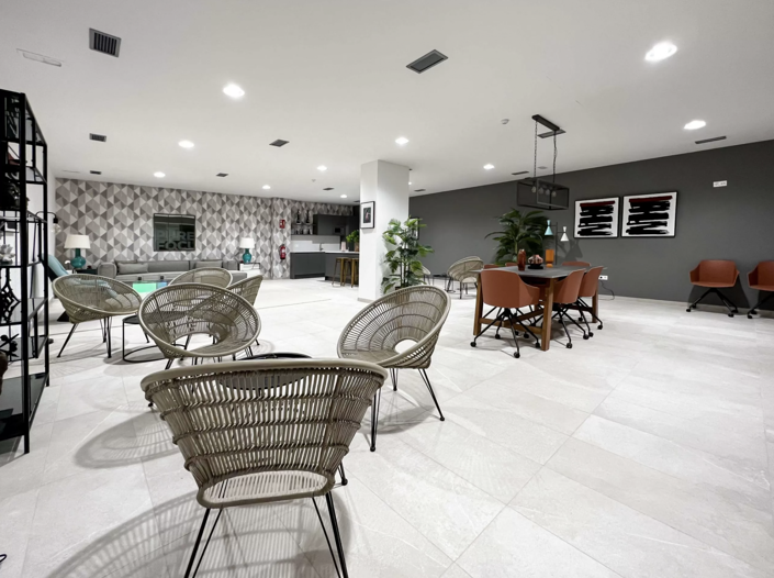 Image No.21-3 Bed Apartment for sale