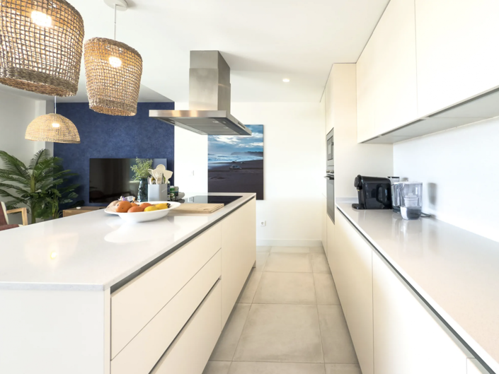 Image No.8-3 Bed Apartment for sale