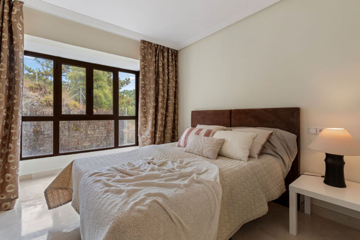 Image No.23-3 Bed Apartment for sale