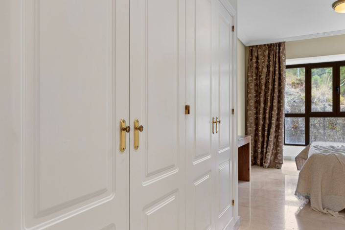 Image No.26-3 Bed Apartment for sale