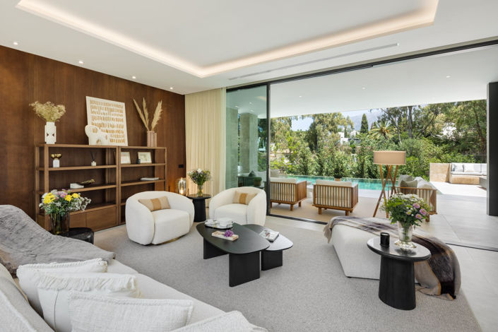 Image No.2-5 Bed Villa for sale