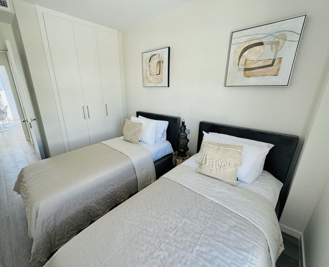 Image No.6-2 Bed Property for sale