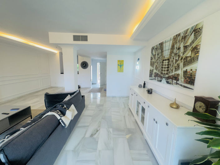 Image No.9-4 Bed Townhouse for sale