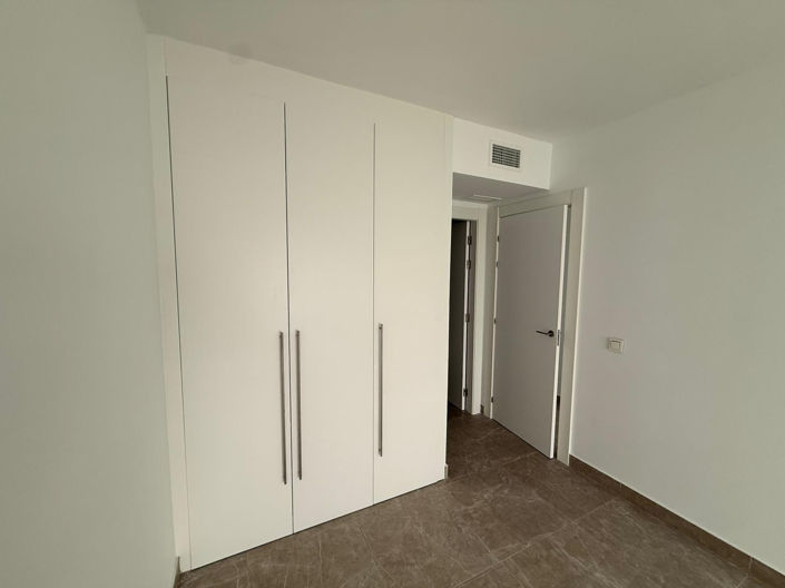 Image No.19-2 Bed Apartment for sale