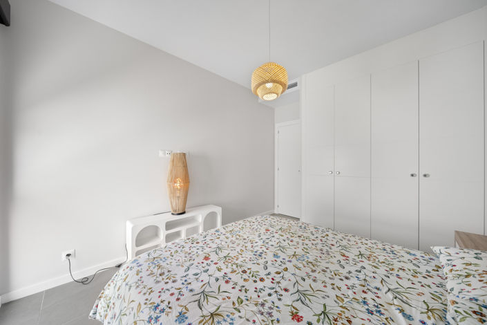 Image No.21-4 Bed House for sale