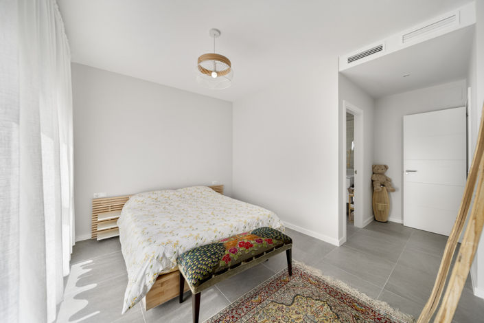 Image No.25-4 Bed House for sale