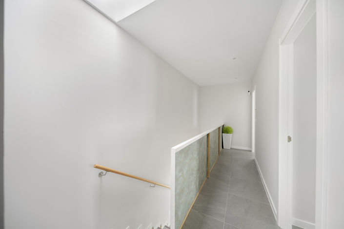 Image No.30-4 Bed House for sale