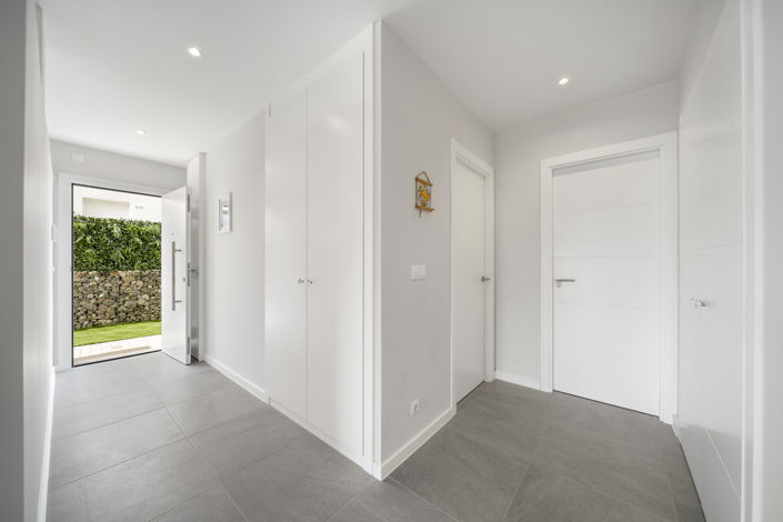 Image No.33-4 Bed House for sale