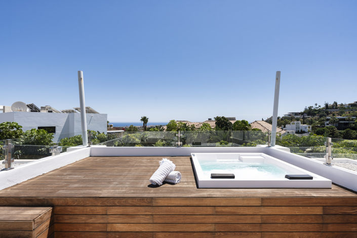 Image No.6-5 Bed Villa for sale